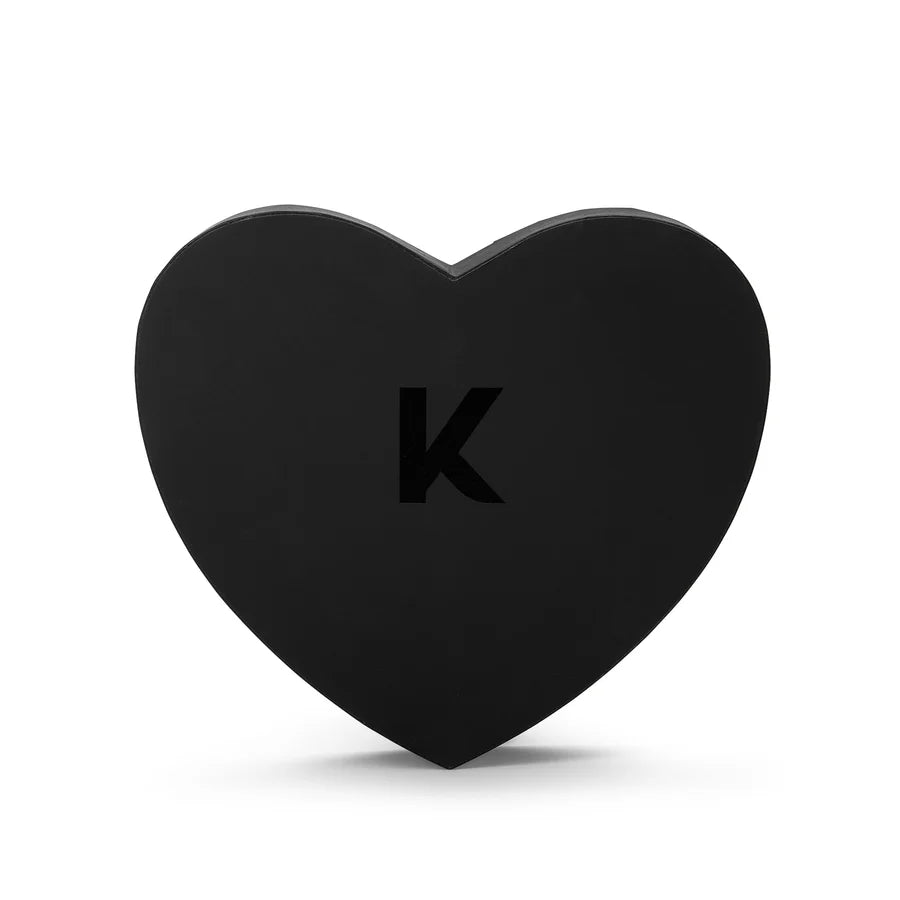 Kelly white black heart snus gift heart front