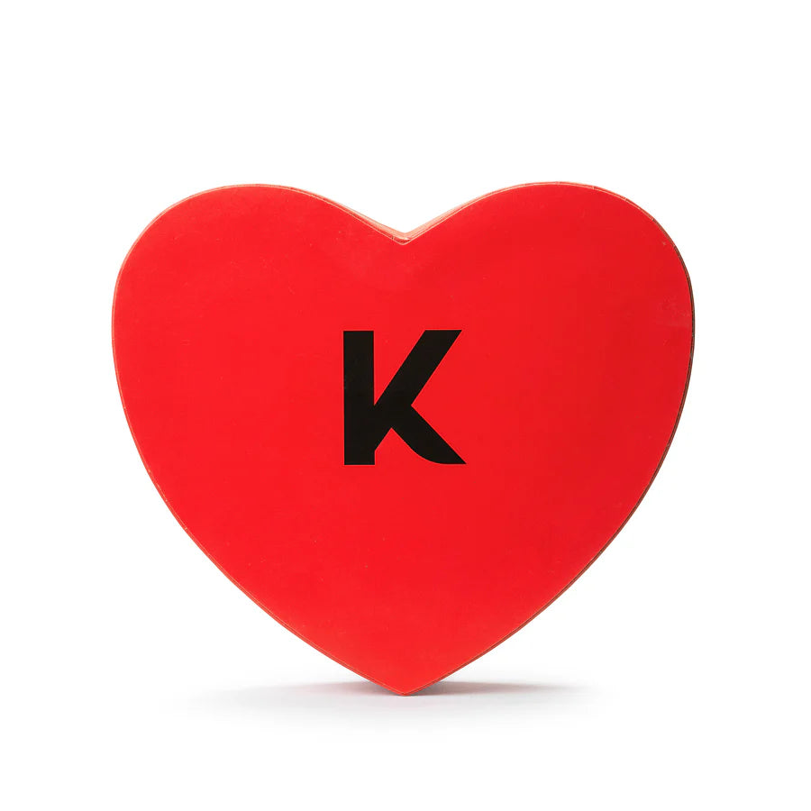 Kelly white red snus heart gift front